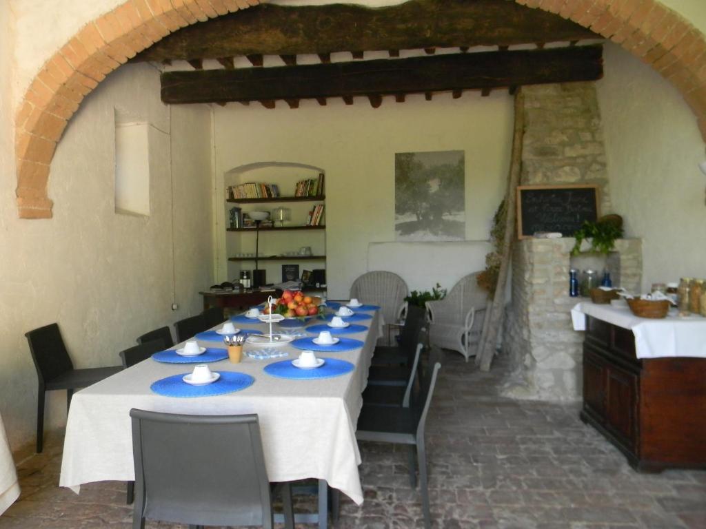 Gli Appartamenti Di Torre Bertona 托迪 外观 照片